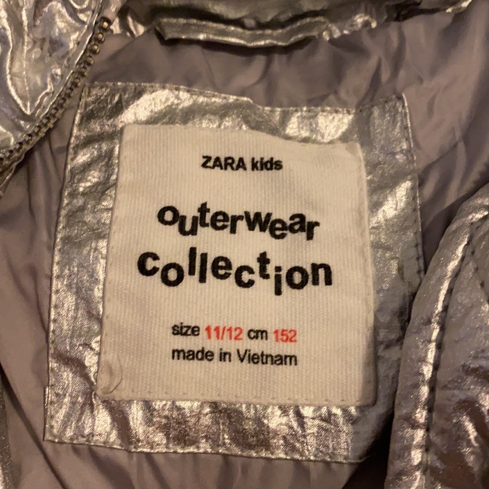 Silver Puffy jacket - Picture 3 of 3